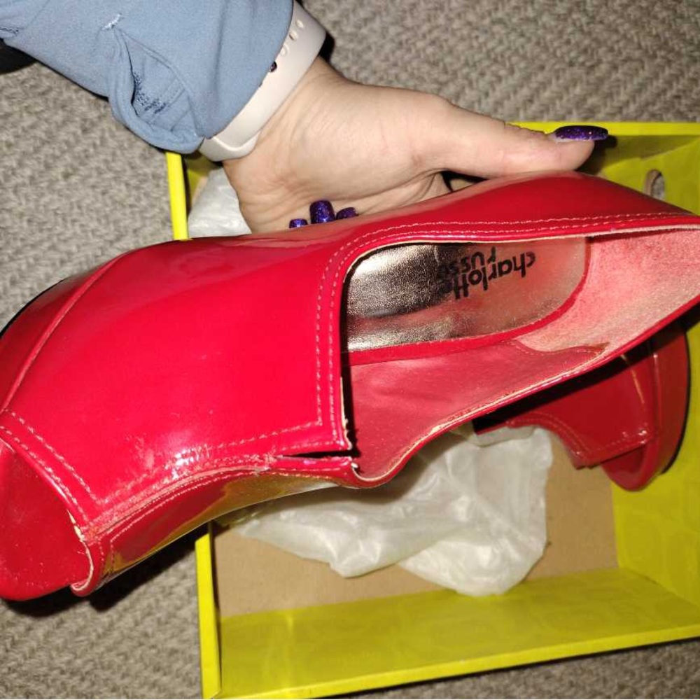 Charlotte Russe red heels size 6 - Picture 3 of 3